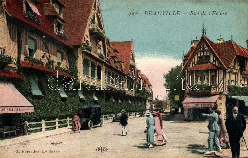 Deauville, Rue de l'Ecluse, coiffeur, Au Printemps / street, hairdresser, automobile, shop