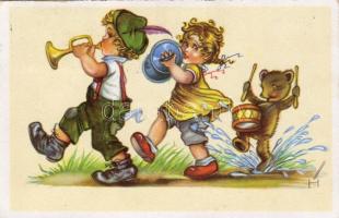 Gyerekek medvével, trombita, cintányér, Children with bear, trumpet, cymbal, drums