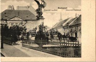 Budapest I. Honvéd szobor
