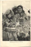 Sarkvidéki folklór a Bering-szorosból, eszkimó, Chrétienne du Détroit de Behring / Eskimos from the Bering Strait