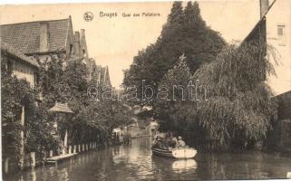 Bruges, Pelletiers quay, boat