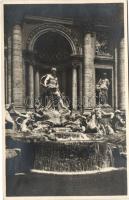 Rome, Roma; Nettuno della Fontana de Trevi / fountain