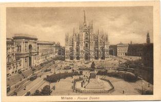 Milan, Milano; Piazza Duomo / dome square