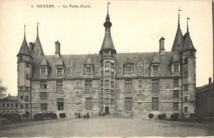 Nevers, Palais Ducal / palace