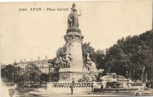 Lyon, Place Carnot / square, sttaue