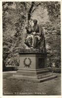 Copenhagen, Kobenhavn; Kongens Have, H. C. Andersens Statue / garden, statue