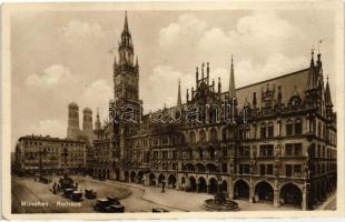 München, Rathaus / town hall, automobiles