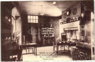 Quimperlé, Hotel de L'Europe Herve / hotel interior, Breton room