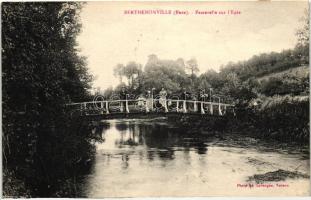Berthenonville, Passerelle sur l'Epte / bridge