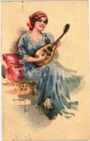 Olasz művészlap, hölgy mandolinnal, W.S.S.B. Serie 4685. s: Usabal, Italian art postcard, lady with mandolin, W.S.S.B. Serie 4685. s: Usabal