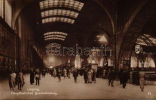 Leipzig, Hauptbahnhof, Querbahnsteig / railway station, interior