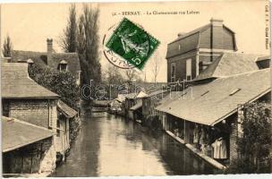 Bernay, La Charentonne rue Lobrot / street