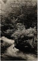 Oriase Mountain Stream, Senryoiwa rock, Aomori Prefecture, Oriase hegyi folyó, Senryoiwa szikla, Aomori Prefektúra