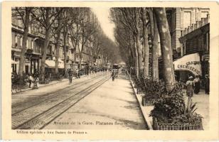 Nice, Avenue de la Gare, Platanes fleuris, Grande Chemiserie / avenue, haberdashery, shops, tram