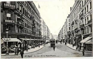 Lyon, Rue de la Republique / street, tram, shops