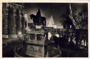 Budapest I. Szent István szobor, este