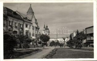 Targu Mures, cultural house, square, Marosvásárhely, Széchenyi tér, Közművelődési ház