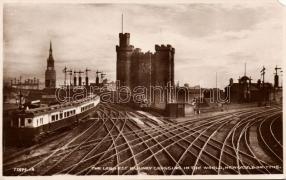 Newcastle, Largest railway crossing in the world, train, Morris the writer