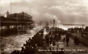 Brighton, Palace Pier, Rough sea